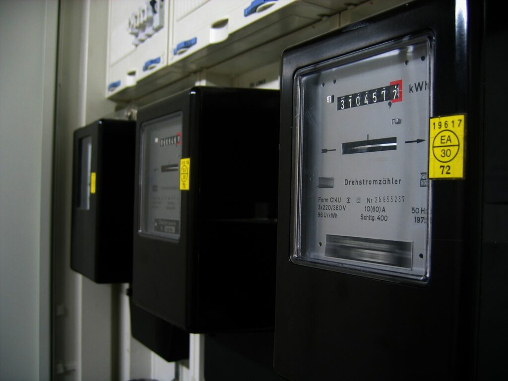 electricity meter, electricity, pay-96863.jpg